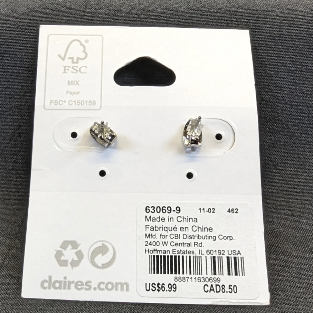 Claire's St. Patrick's Day Glittery Smiley Face Stud Earrings - Picture 5 of 5